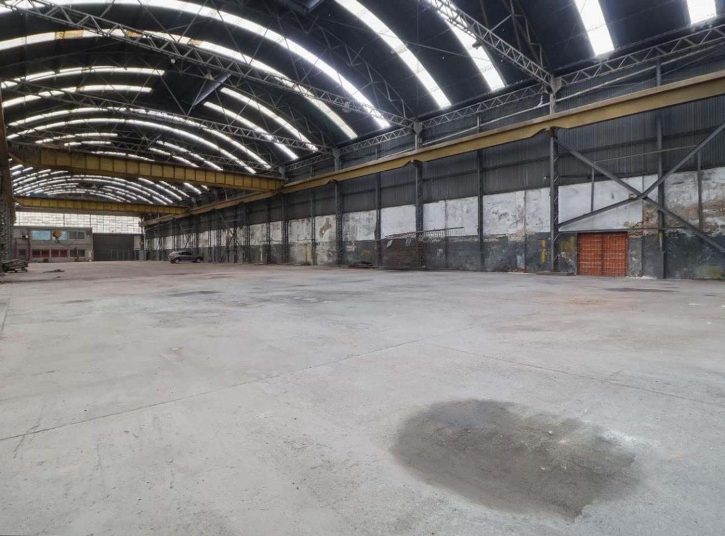 Foto de VENTA GALPON / DEPOSITO INDUSTRIAL EN AVELLANEDA, imagen 3