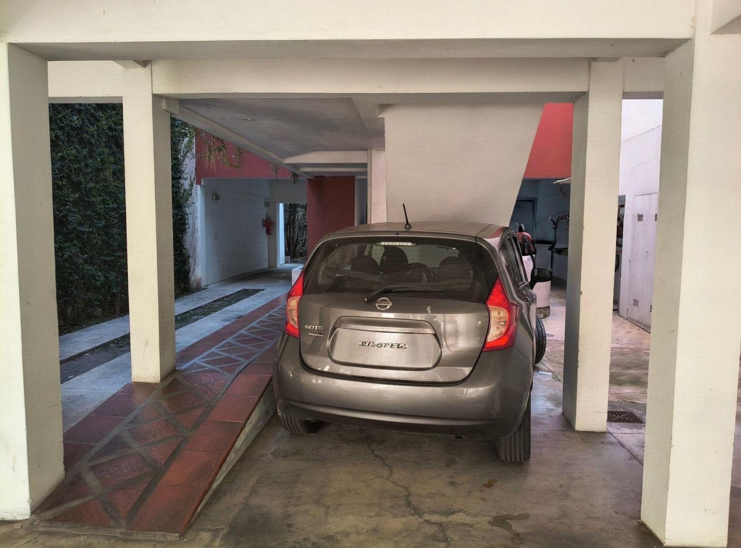 Foto de COCHERA CUBIERTA EN VENTA - SAN ISIDRO, imagen 4