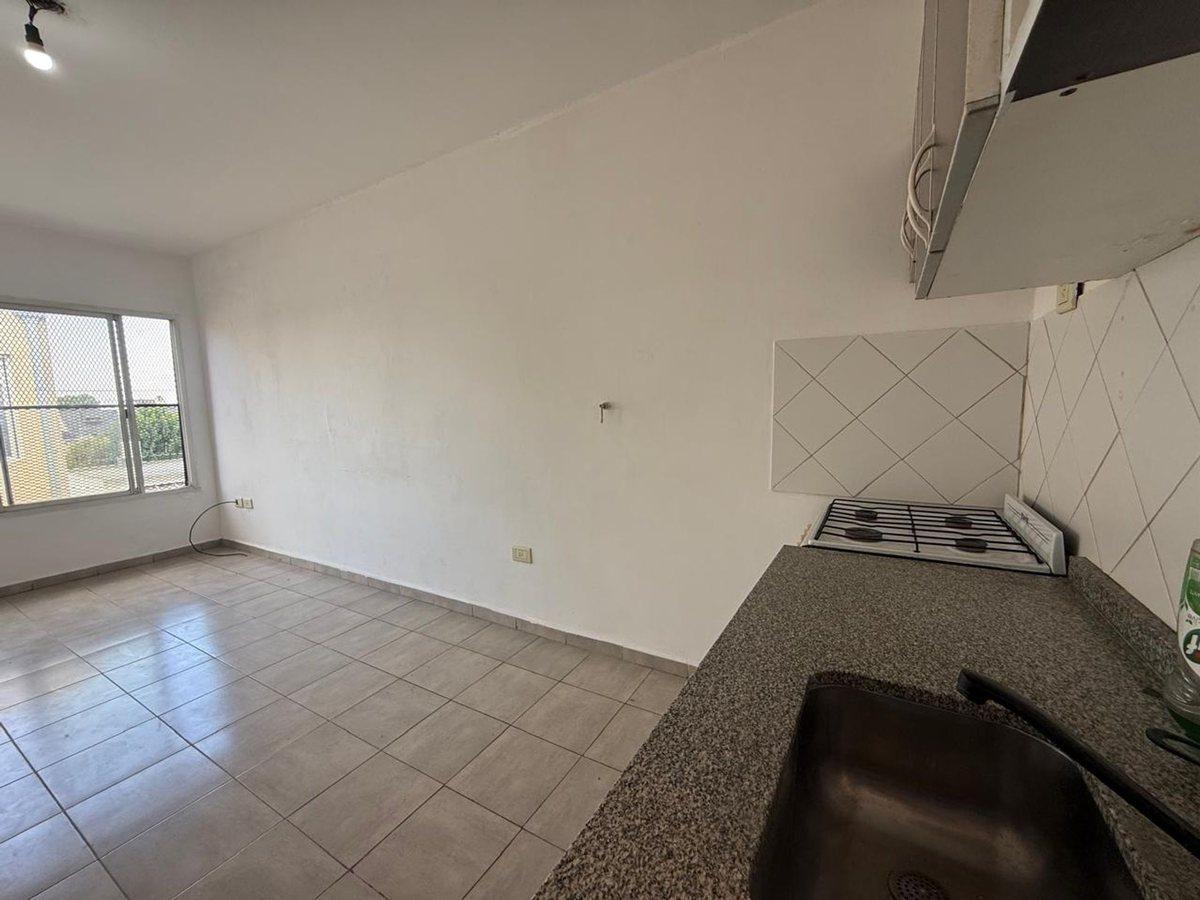 Foto de VENTA DEPARTAMENTO 2 AMBIENTES EN RAMOS MEJIA, imagen 4