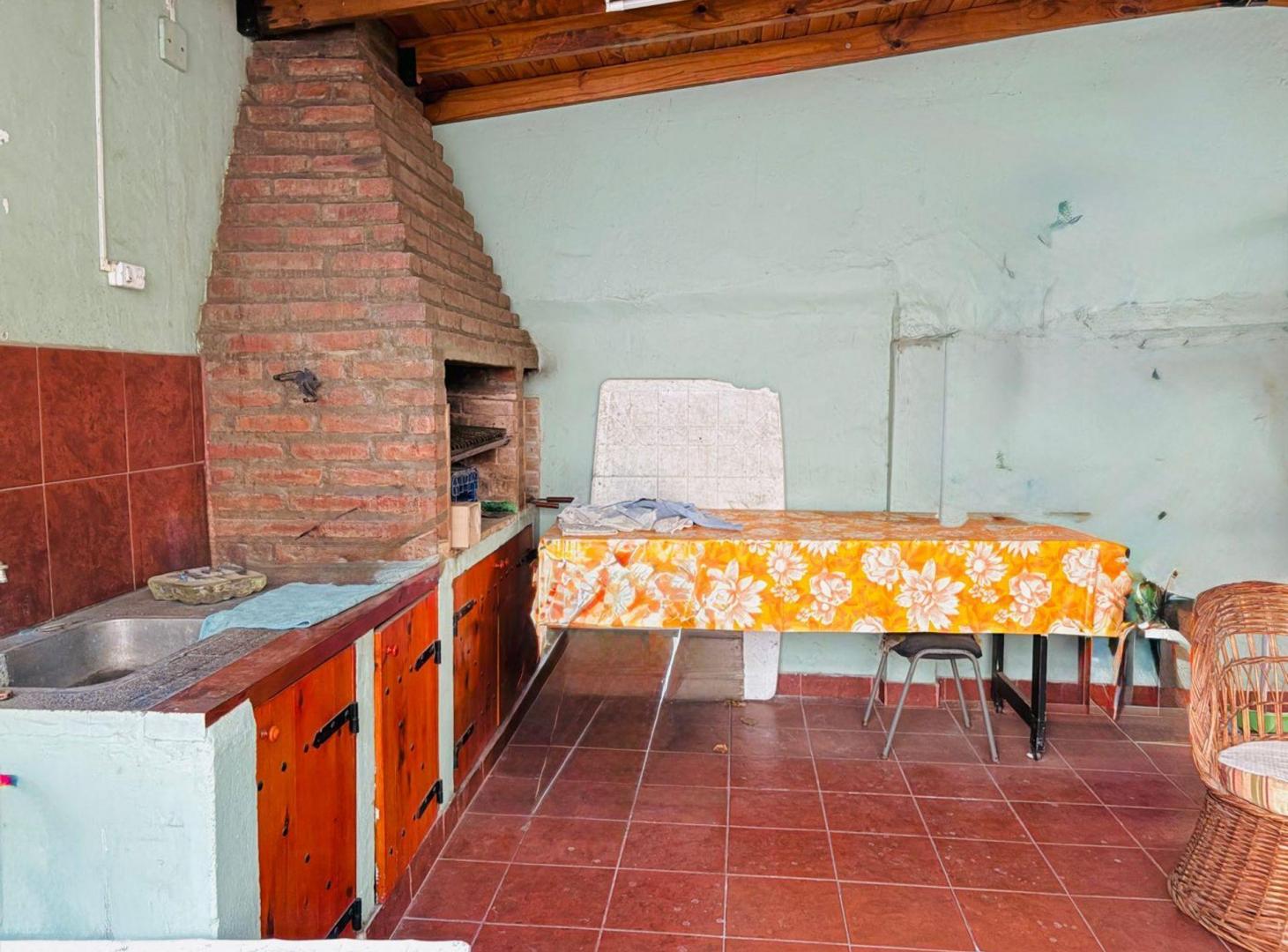Foto de VENTA CASA 3 DORMITORIOS 2 COCHERAS VILLA ADELINA, imagen 4