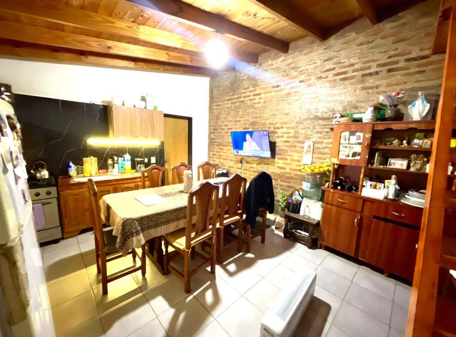 Foto de VENTA CASA 3 AMB CON OBRA EN PROCESO, APTA CREDITO, imagen 3