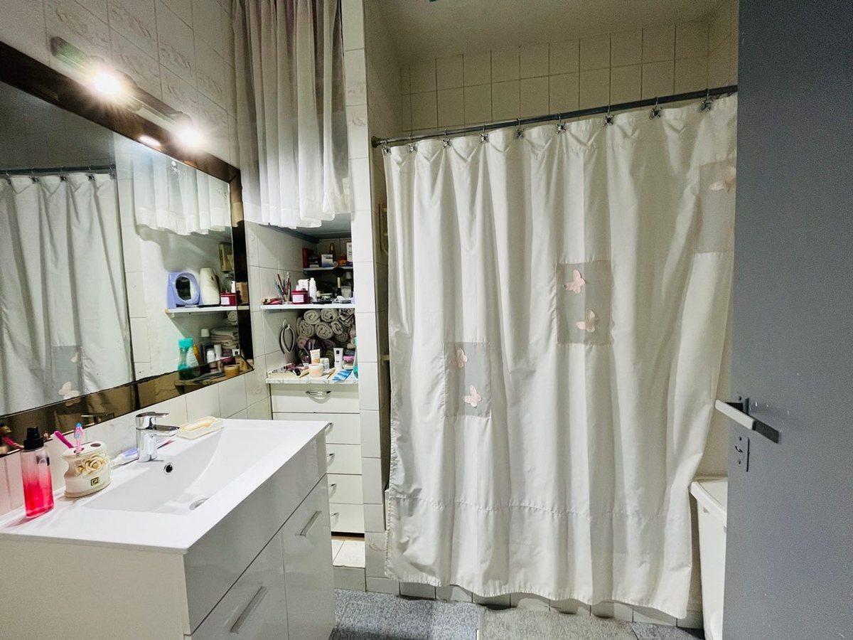 Foto de PH EN VENTA DOS AMB CON JARDIN Y TERRAZA, imagen 3