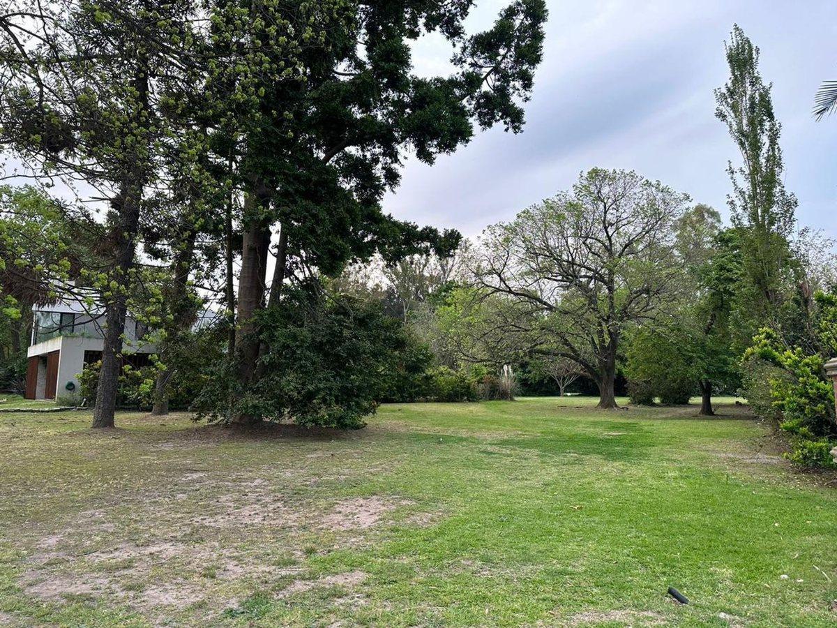 Foto de Venta de lote en barrio cerrado Fincas del Lago, imagen 3