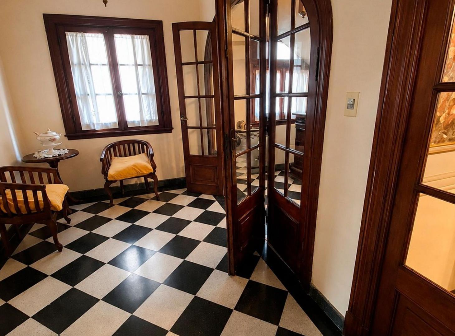 Foto de Venta casa estilo Ingles 5 amb Pileta Parque, imagen 4