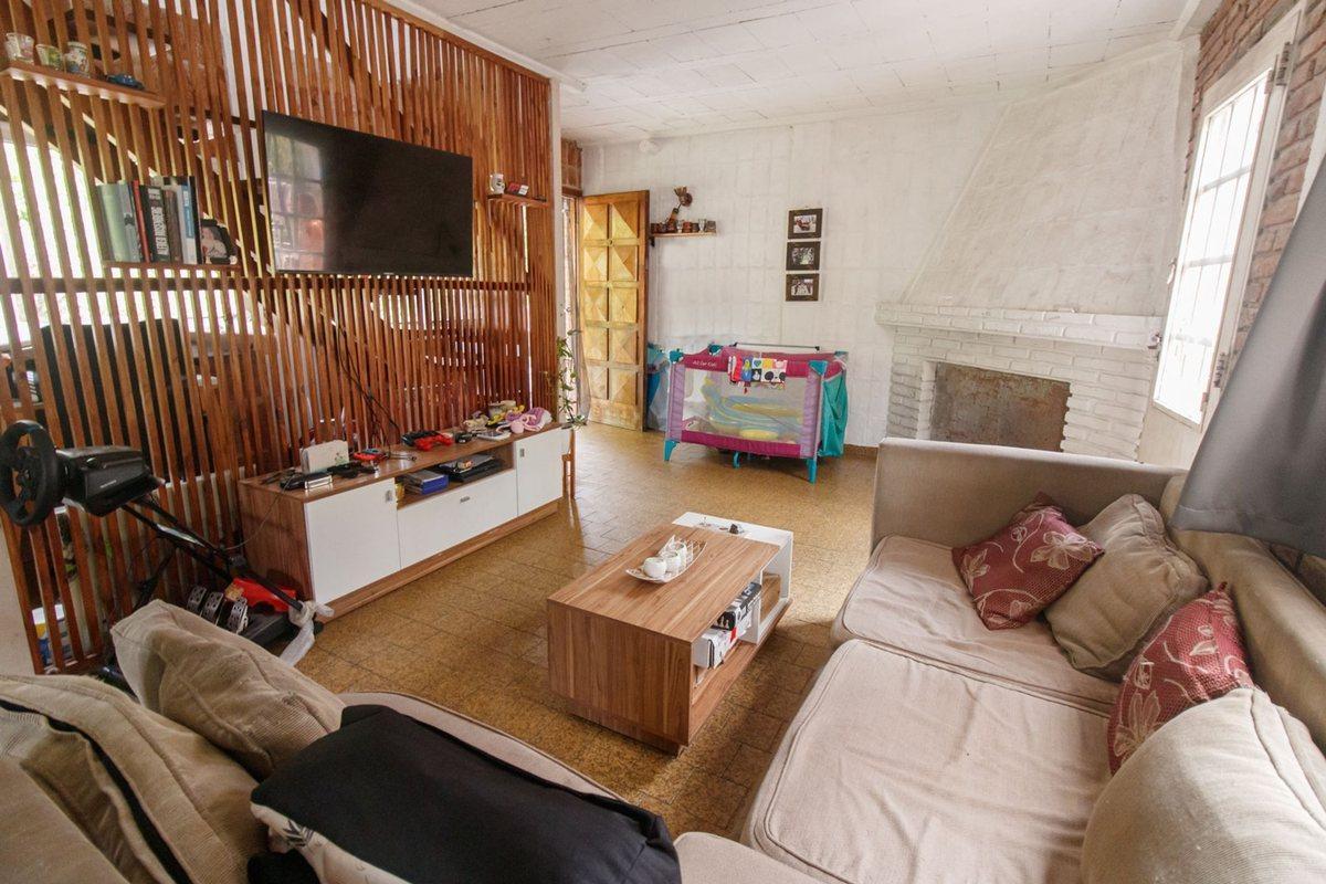 Foto de VENTA CASA CON PARQUE Y PILETA APTO CREDITO TIGRE, imagen 1