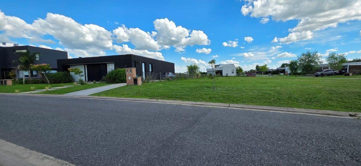 Foto de LOTE EN VENTA EN BARRIO SAN SEBASTIAN AREA 10, imagen 4