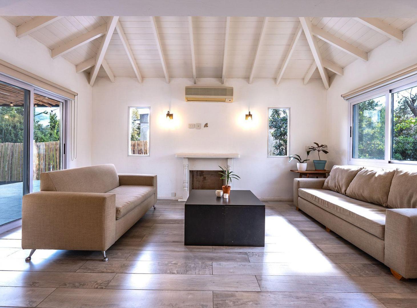 Foto de VENTA CASA 6 AMB BARRIO CERRADO LA DELFINA PILAR, imagen 2