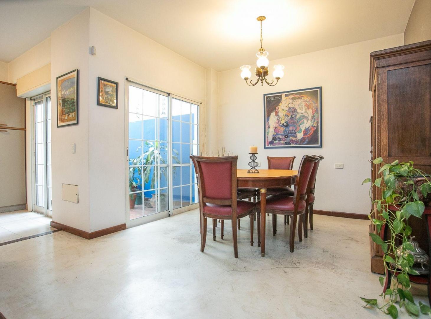 Foto de VENTA PH TIPO CASA 5 AMB CON COCHERA COLEGIALES, imagen 4
