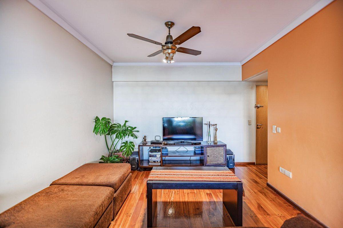 Foto de VENTA DEPTO 4 AMB Y DEP COCHERA BALCON BELGRANO R, imagen 2