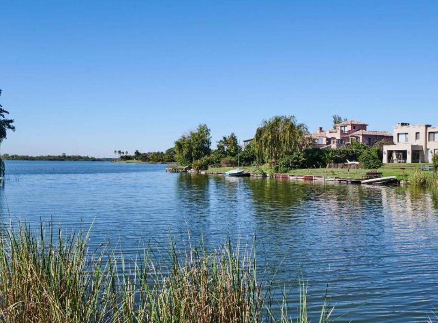Foto de LOTE EN VENTA EN PUERTOS DEL LAGO AMARRAS, imagen 1