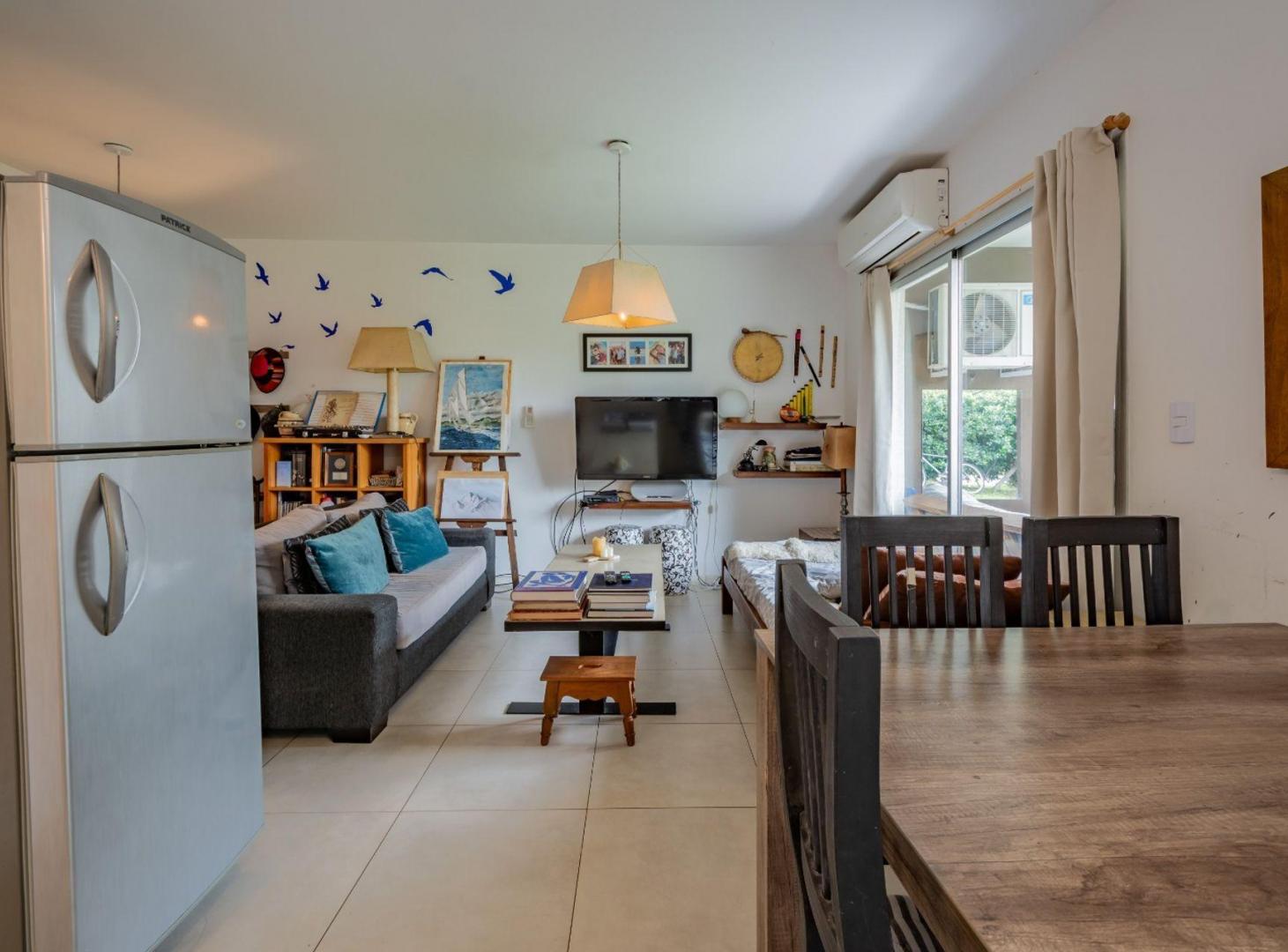 Foto de VENTA DEPARTAMENTO 3 AMBIENTES CON JARDÍN. COCHERA, imagen 3