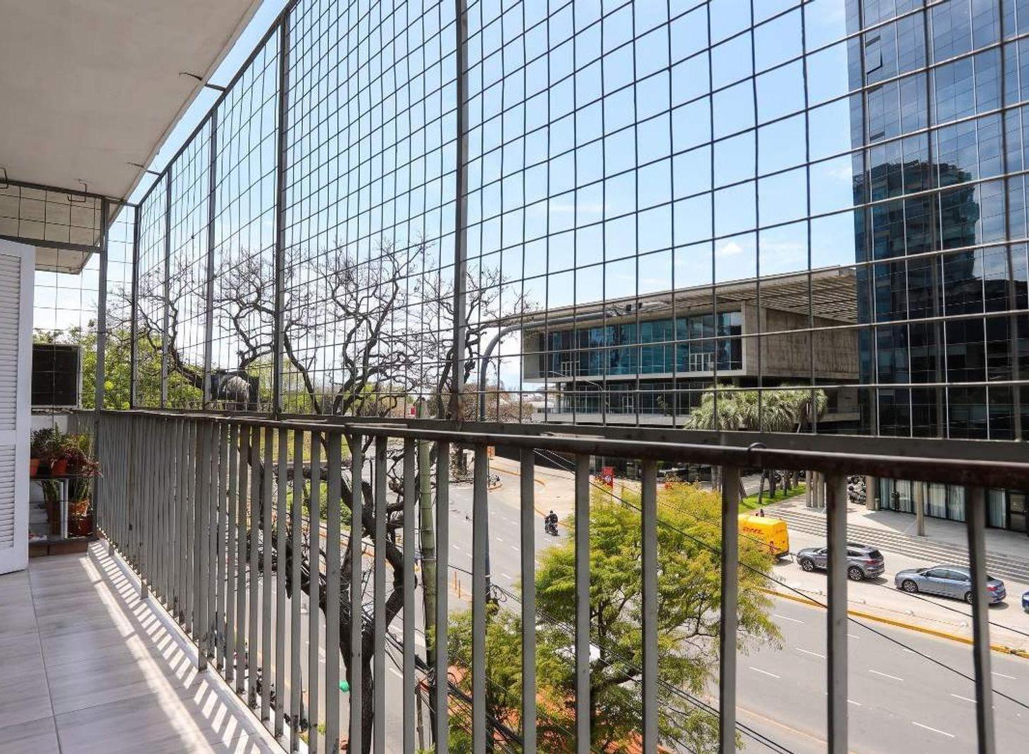 Foto de VENTA DEPARTAMENTO 4 AMB CON BALCON- VTE. LÓPEZ, imagen 1