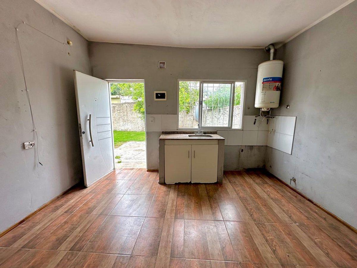 VENTA PH 2 AMBIENTES - MORENO - SON 2 PH