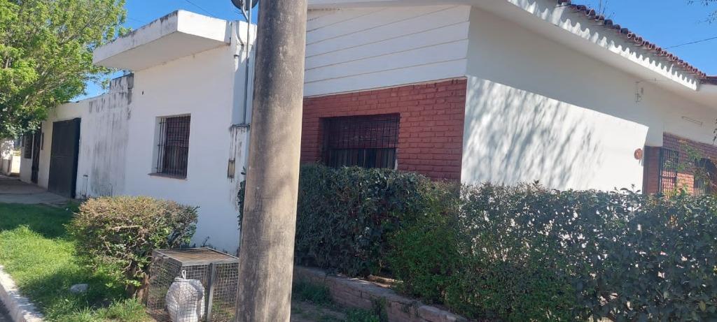 Córdoba Alta Gracia Casa 3 Ambientes Permuto en La Zona 4