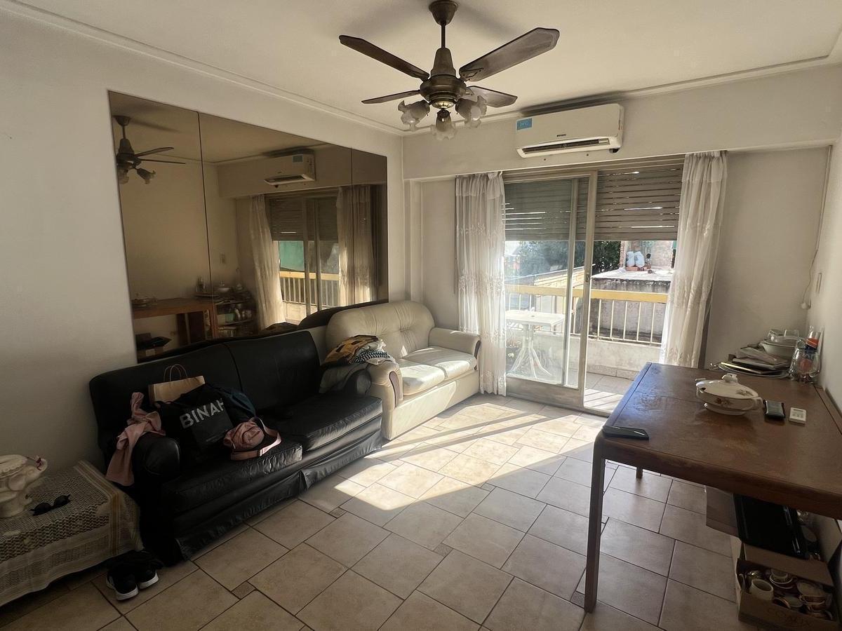 Departamento en Venta. Villa del Parque. 3 Amb. Al Contrafrente. 52 m Cub. 4