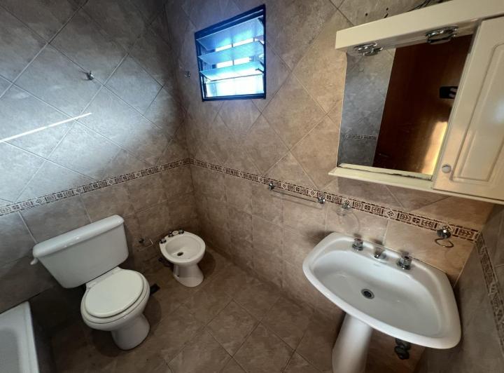 Casa en Alquiler Cotevi (info en descripcion) 3