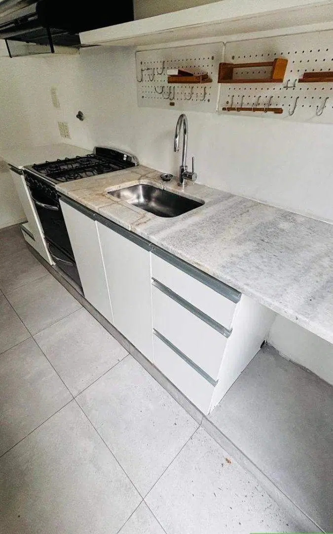 Casa en alquiler Ciudad Evita. 3 amb. Impecable 3