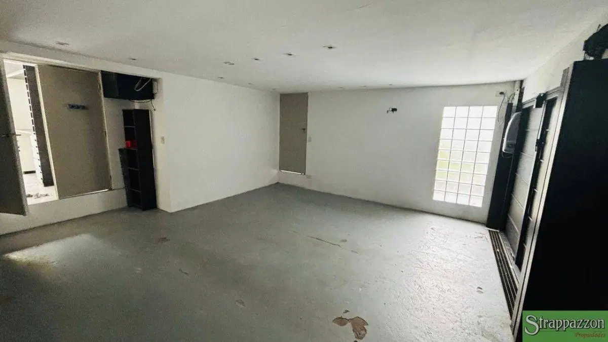 Casa en alquiler Ciudad Evita. 3 amb. Impecable 4