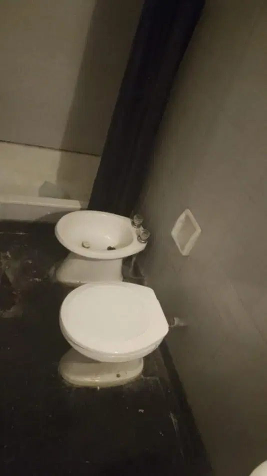 Departamento en Villa Luro. 1 amb. 28 mts. a Refaccionar 2