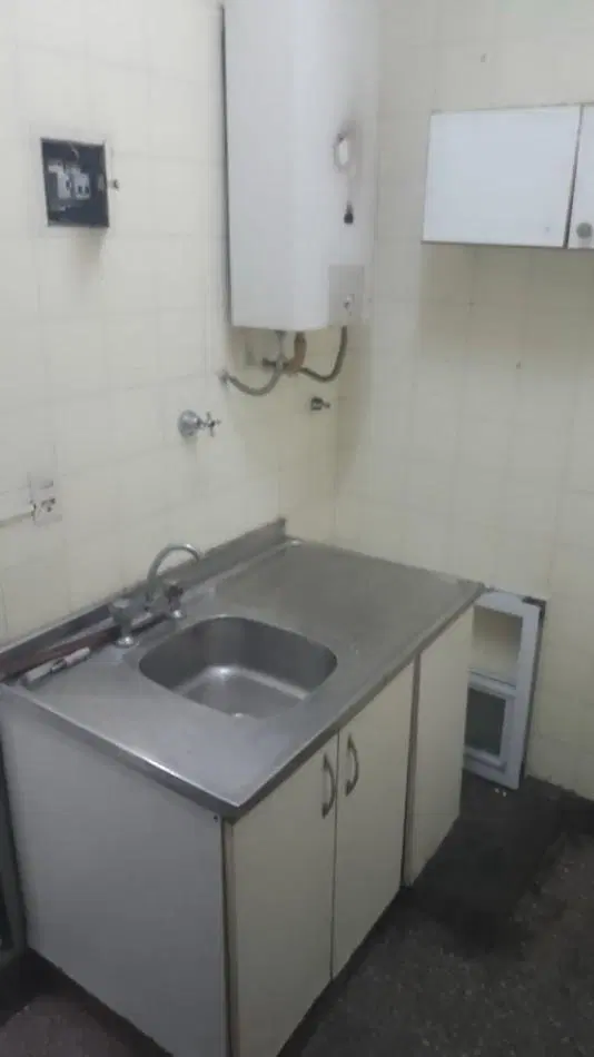 Departamento en Villa Luro. 1 amb. 28 mts. a Refaccionar 3