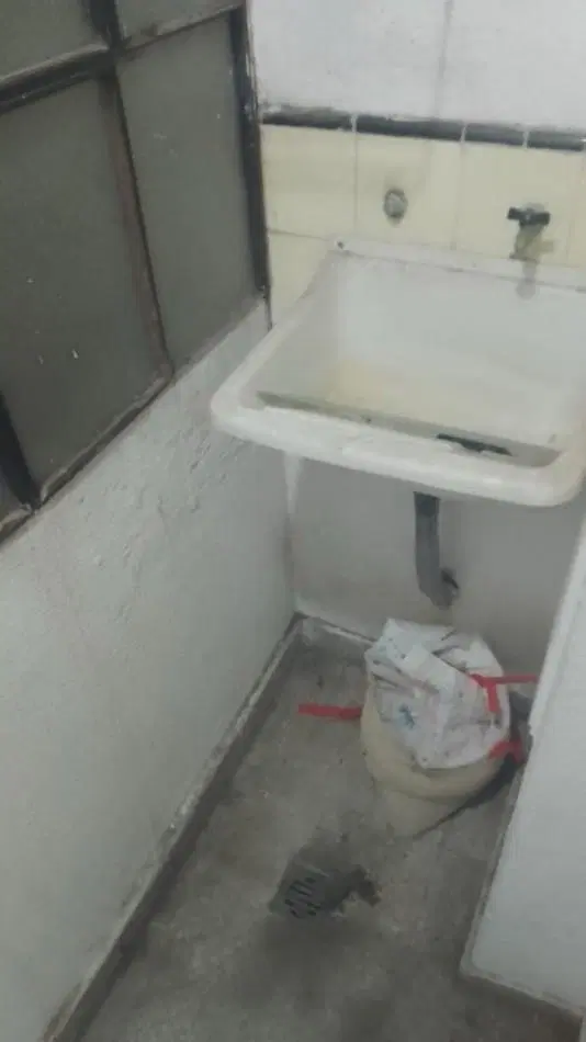 Departamento en Villa Luro. 1 amb. 28 mts. a Refaccionar 8