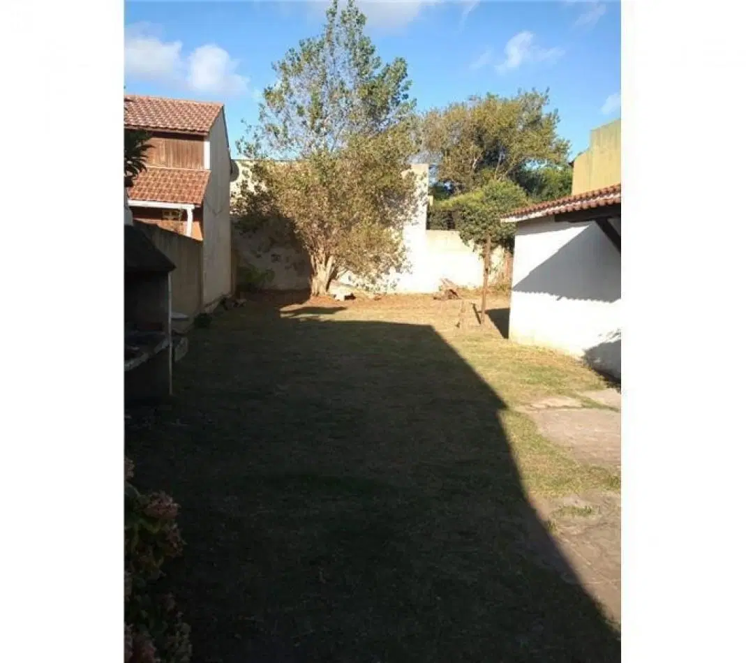 Venta Mar del Tuyu. 2 casas en block juntas. oportunidad. 4