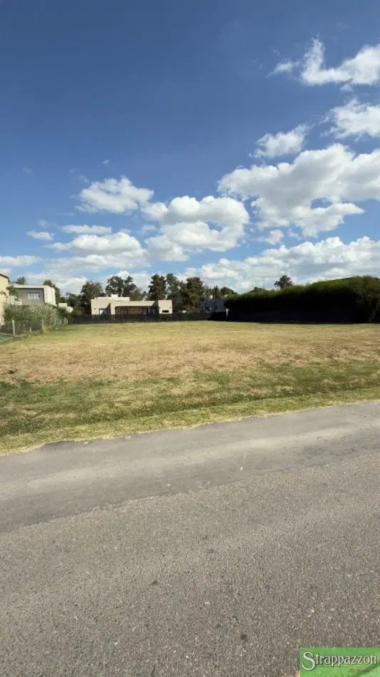 Terreno / Lote en venta de 884m2 ubicado en Francisco Alvarez 4