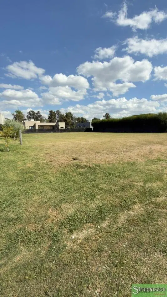 Terreno / Lote en venta de 884m2 ubicado en Francisco Alvarez 3
