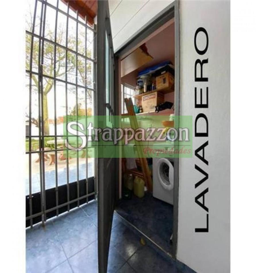 Foto de Venta Rafael Castillo Casa en optimas condiciones BAJO DE PRECIO, imagen 2