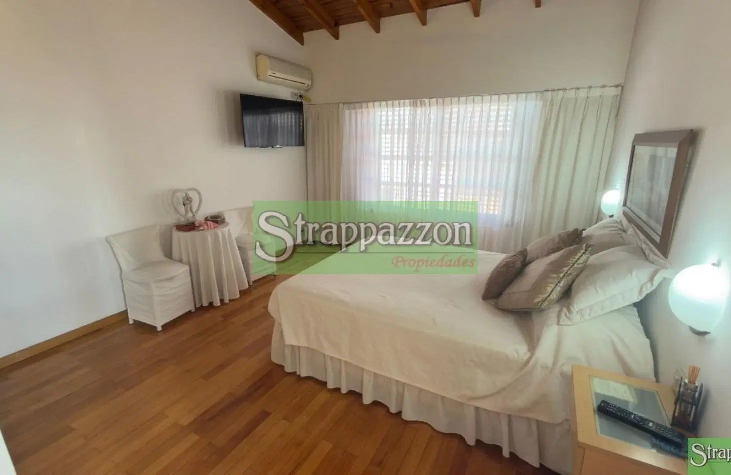 Casa en venta c/ cochera en Villa Lugano 5