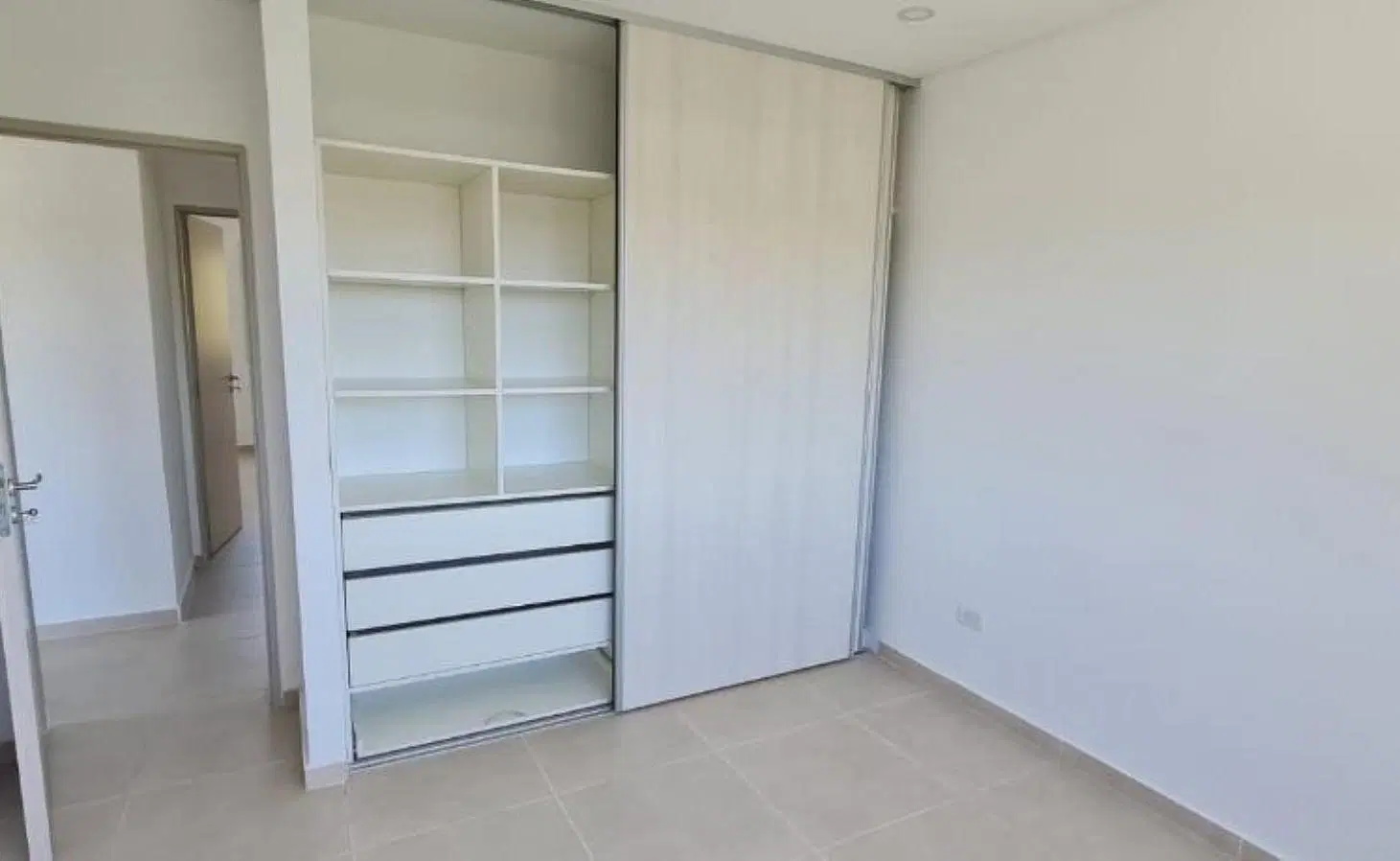 Alvarez del Bosque Casa Duplex a Estrenar Barrio Moreno Francisco Alvarez 8