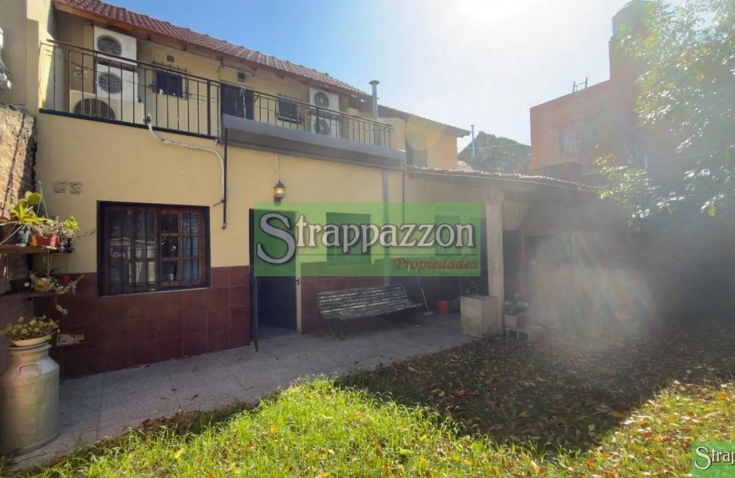 Duplex en venta c/ cochera en Ciudad Evita 1