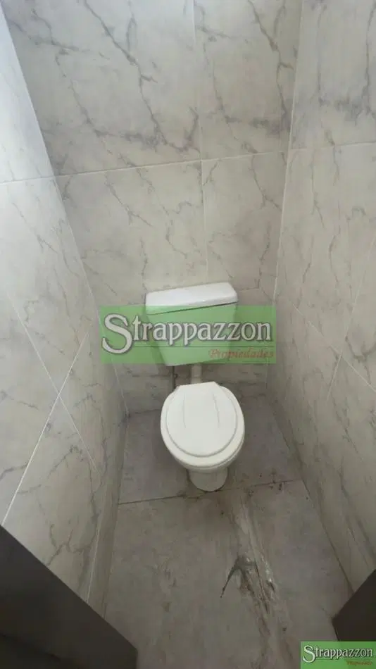 Galpon en alquiler de 200m2 ubicado en Aldo Bonzi 4