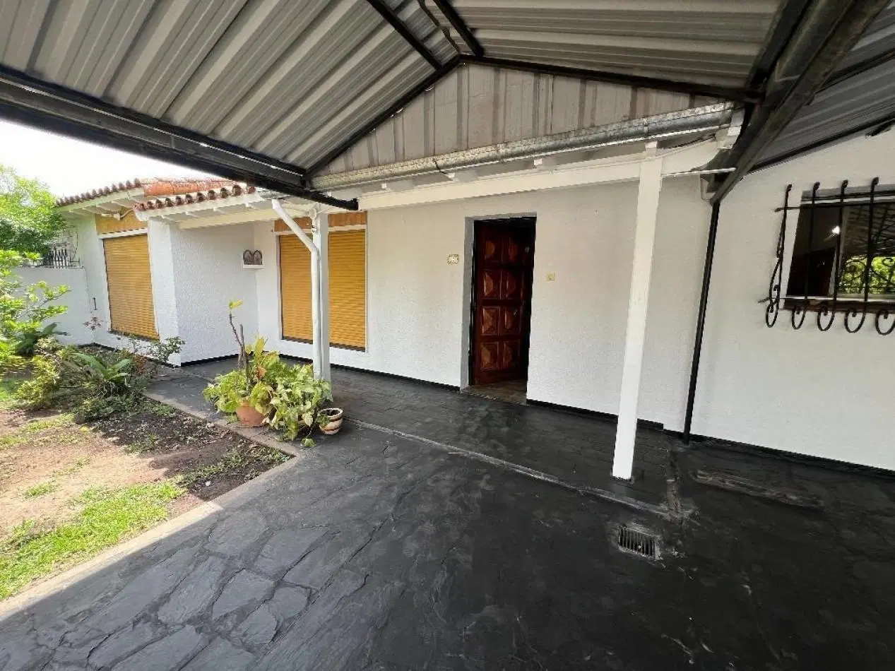 Venta Casa + depto 2 amb. Apto credito. 3