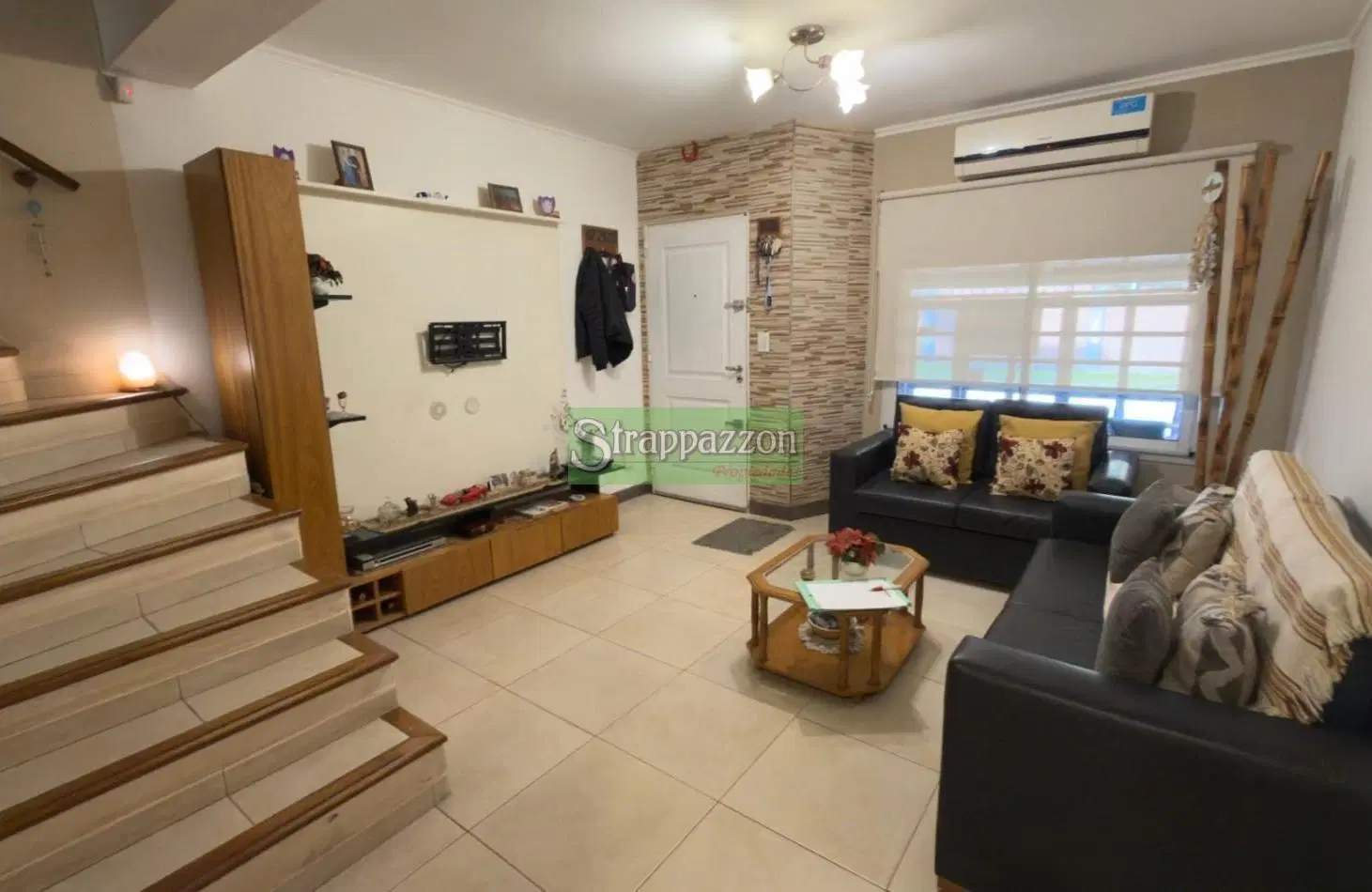 Triplex. 6 amb. Impecable. Ciudad Evita. Circ. 4° Secc. 1° 2