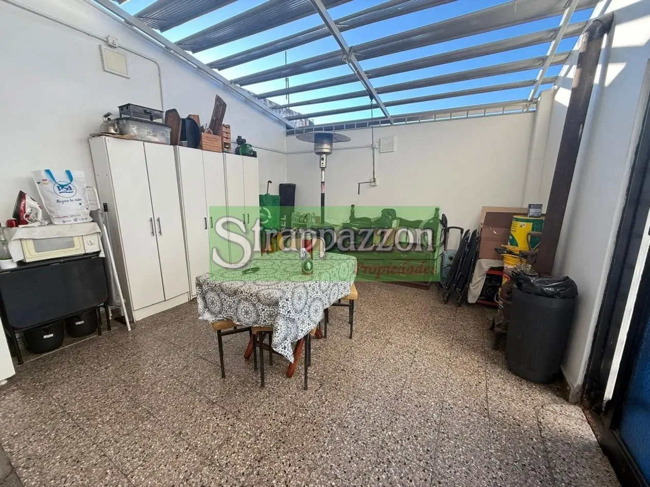 Casa en venta. Lugano. Lote 338 mts propio. 8