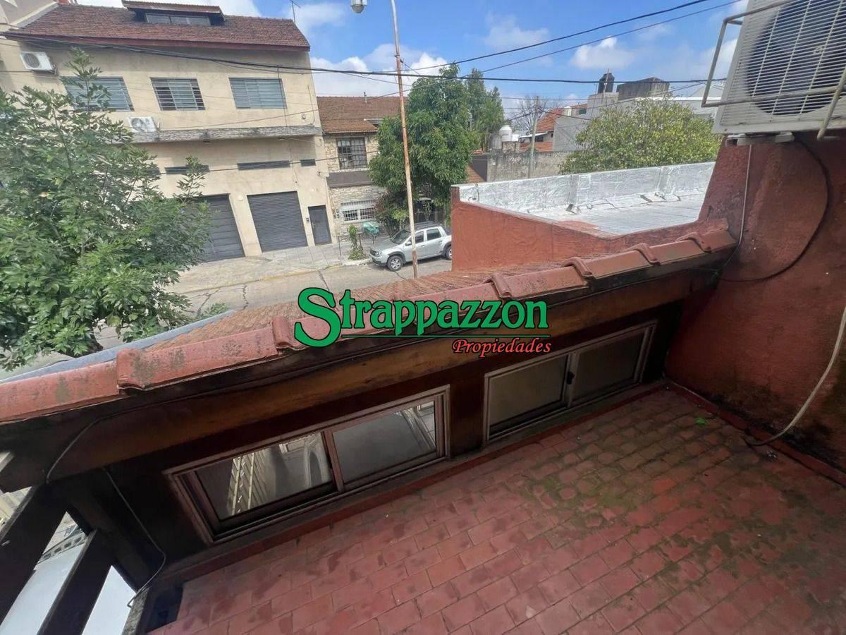 Foto de Duplex En Venta. San Justo. 3 Amb. Cochera, Fondo. Apto Credito., imagen 3