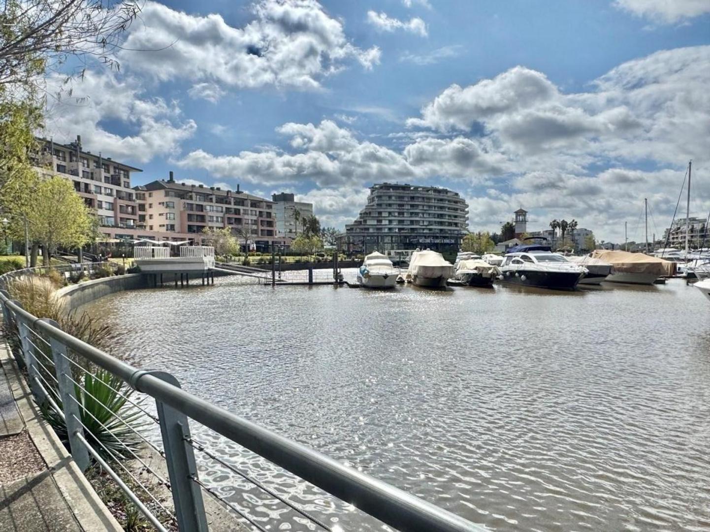 Foto de Local comercial, en Alquiler, imagen 1