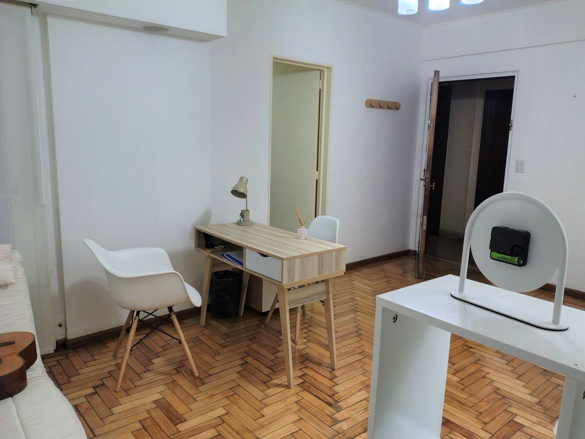 Foto de En venta 2 Ambientes con Patio en Congreso | Av. Rivadavia 1725, imagen 2