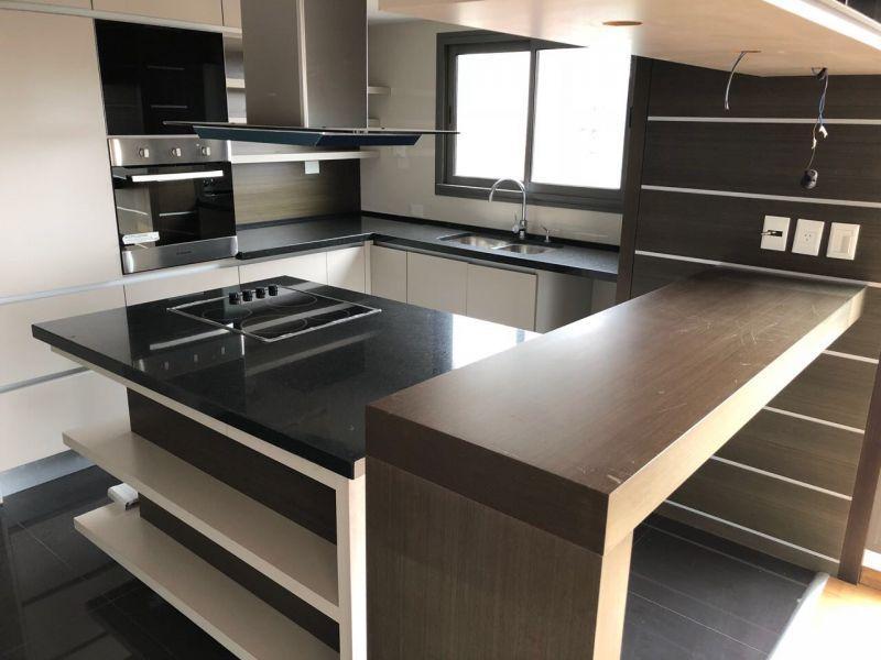 Foto de Departamento 3 dormitorios. | CALLE SARMIENTO 818, imagen 5