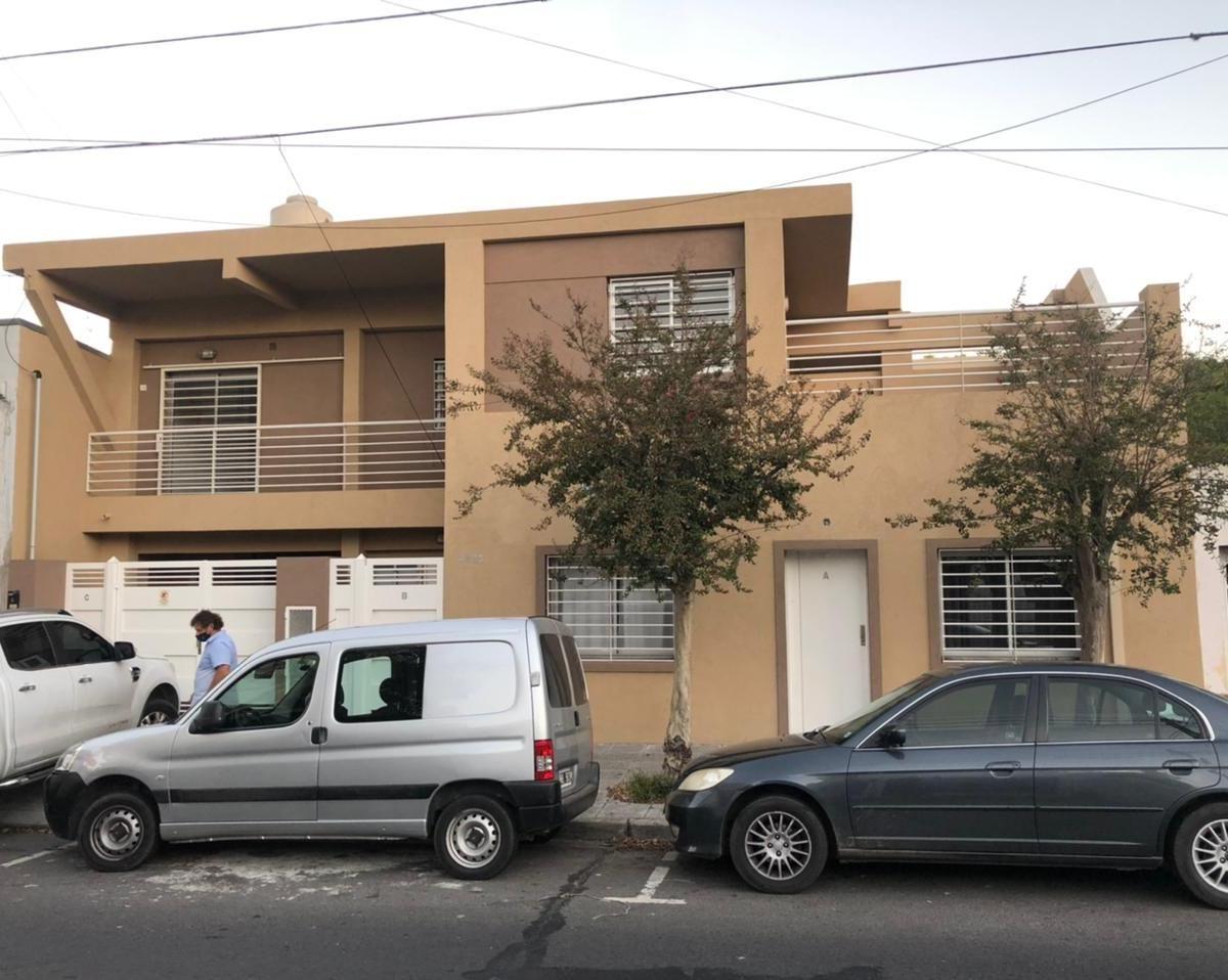 Departamento 2 dormitorios. | 11 4685
