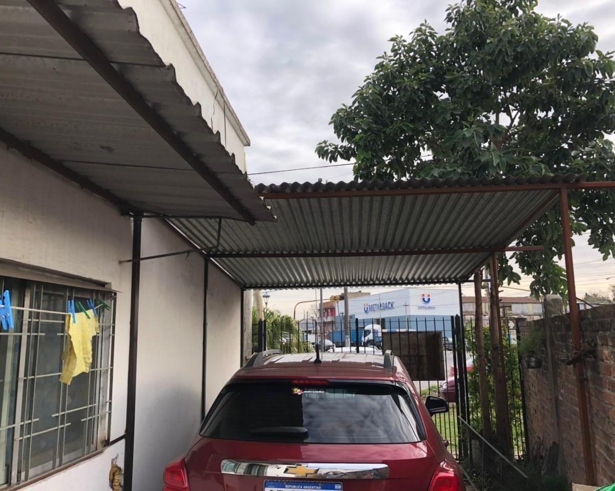 Casa 2 Dorm.. | Av 14 295 5