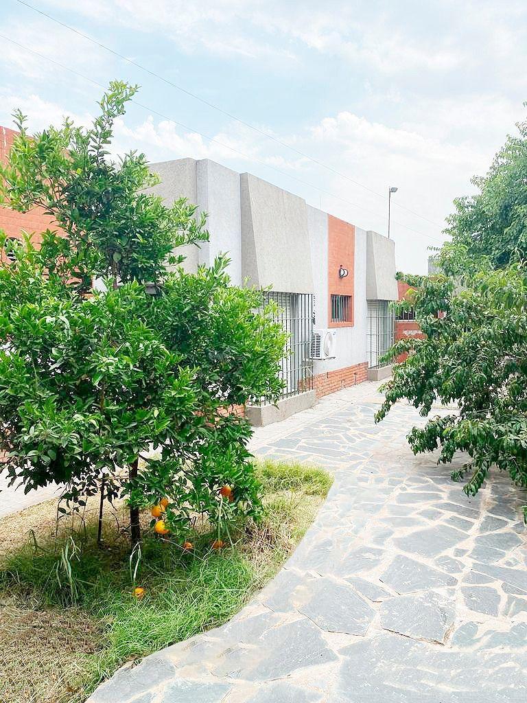 Casa 5 Dorm.. | Calle 13 4482 4