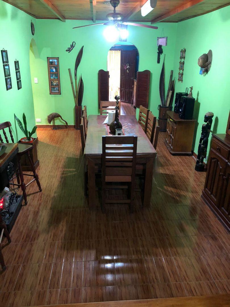 Casa 3 dormitorios. | CALLE 36 5349