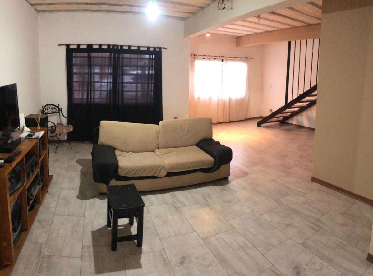 Casa 4 Dorm.. | Calle 50 6263 3
