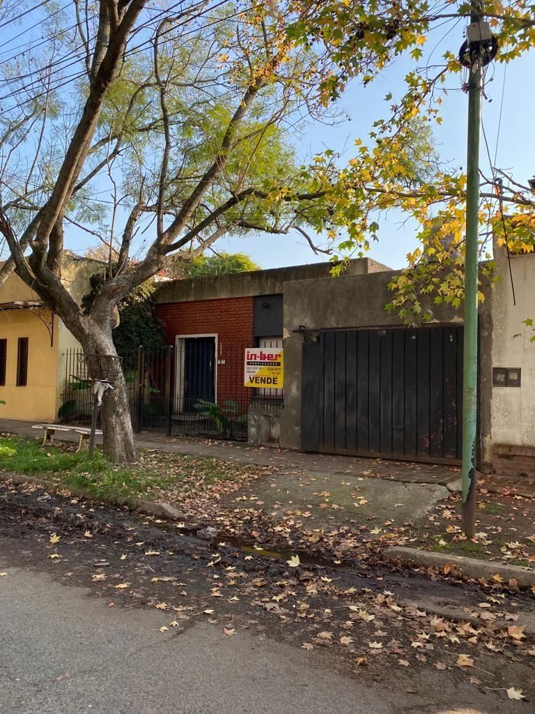 Casa 2 dormitorios. | Calle 310 1440