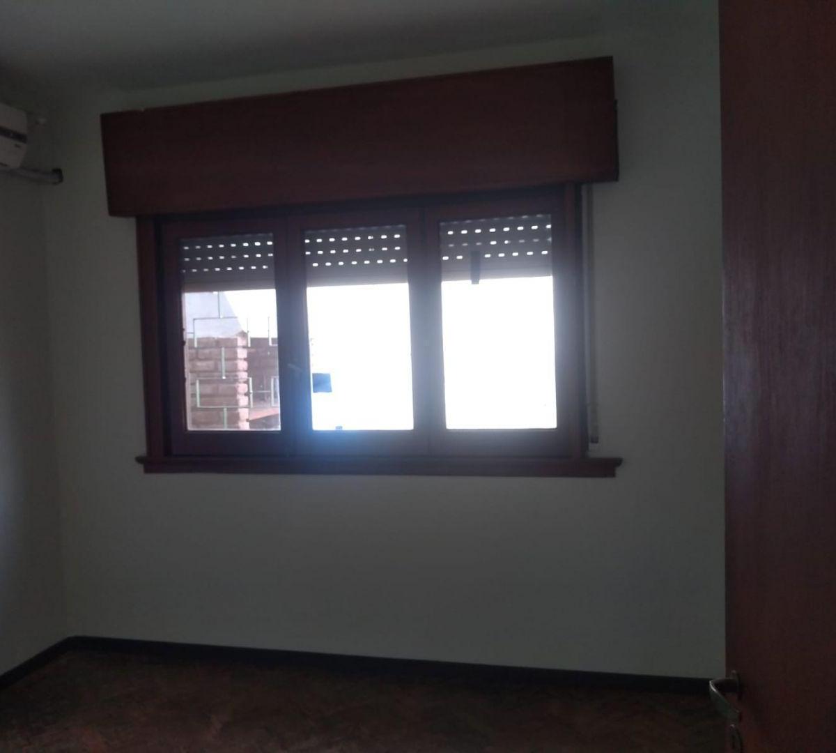 Casa 2 Dorm.. | Calle Av Mitre 909 1