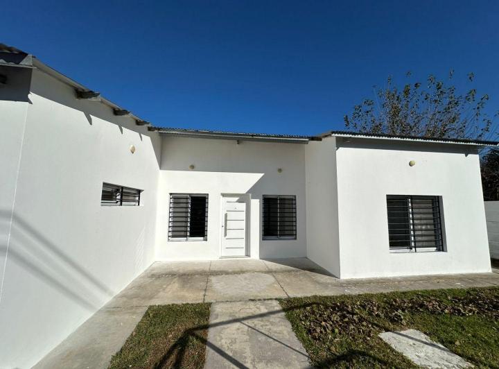 Casa 3 dormitorios. | Calle 311 2332