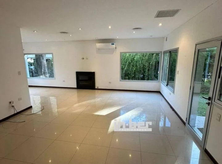 Foto de Casa 3 dormitorios. | Calle 63 2289, imagen 2