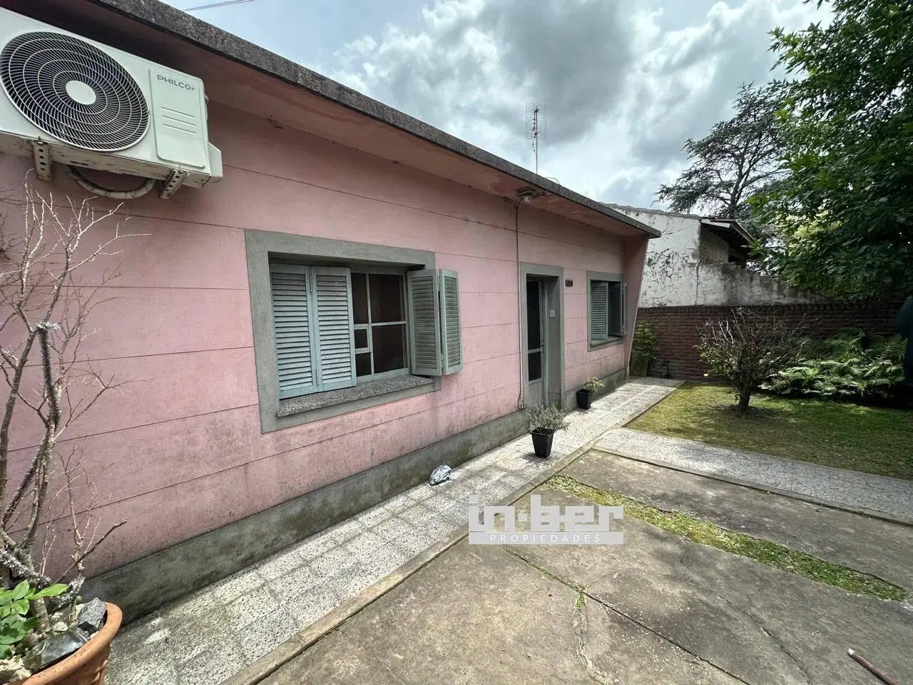 Casa 2 dormitorios. | Calle 214 1364 3